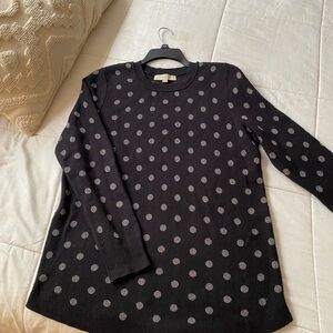 Woman’s holiday sweater size XL